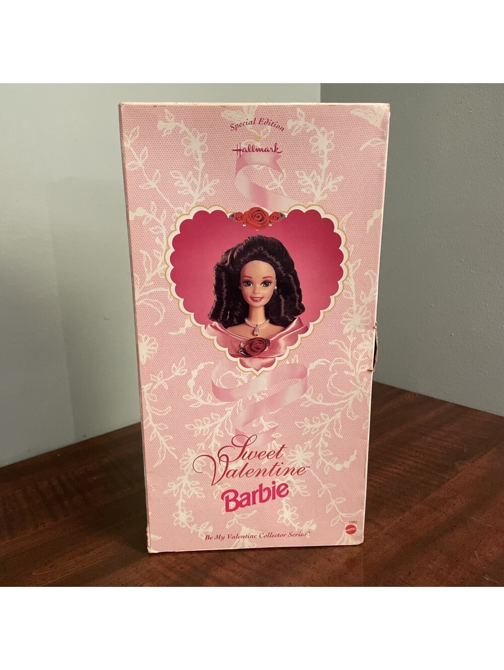 Barbie Sweet Valentine Be My Valentine Collector Series Hallmark 1995 14880 NRFB